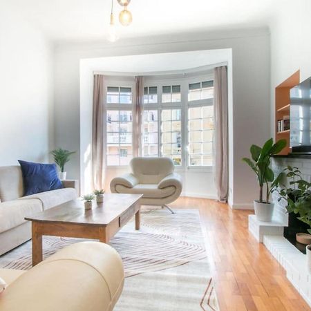 Spacious 2-Bedroom In The Centre Of Menton Dış mekan fotoğraf