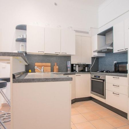 Spacious 2-Bedroom In The Centre Of Menton Dış mekan fotoğraf
