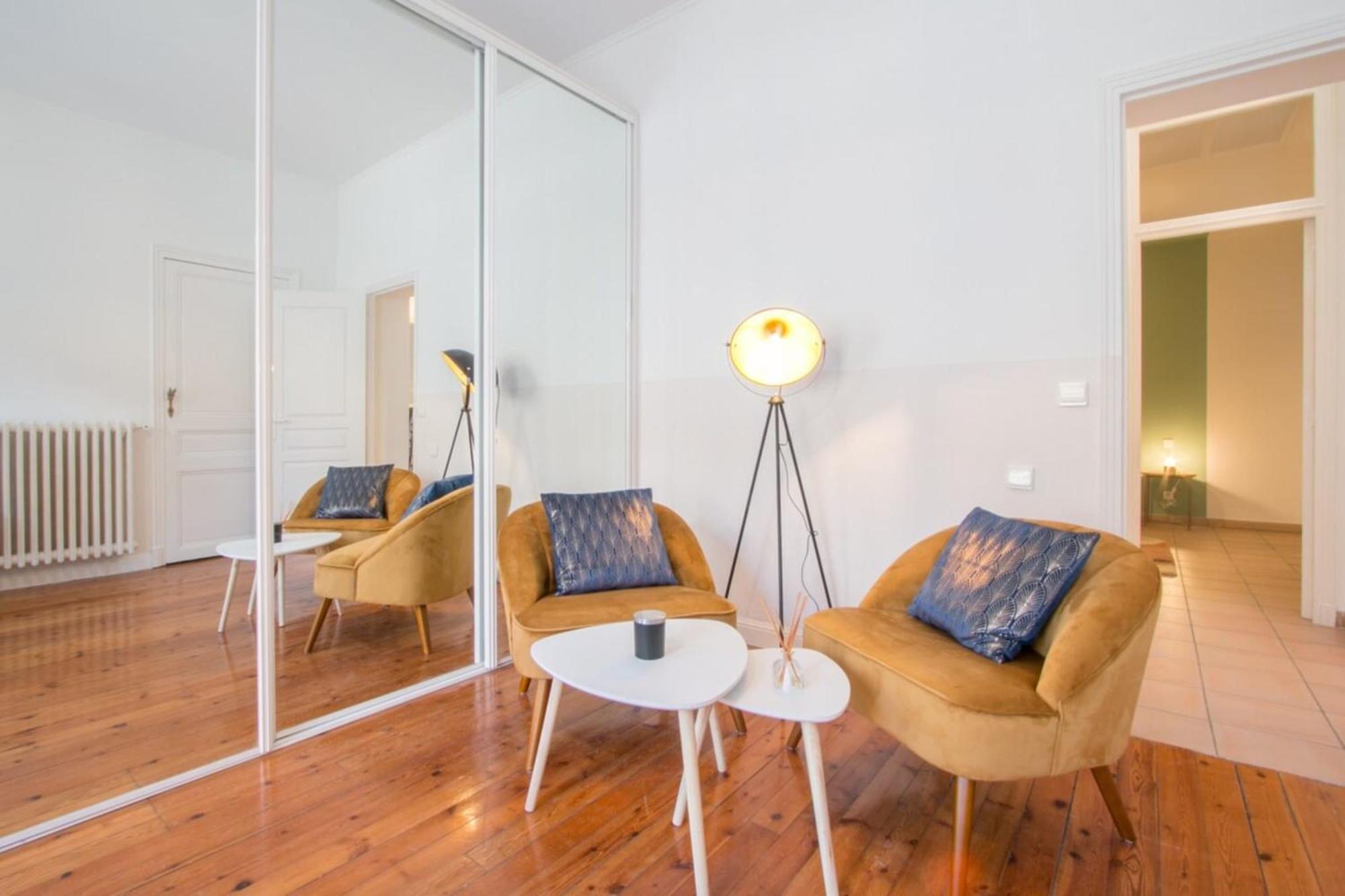 Spacious 2-Bedroom In The Centre Of Menton Dış mekan fotoğraf
